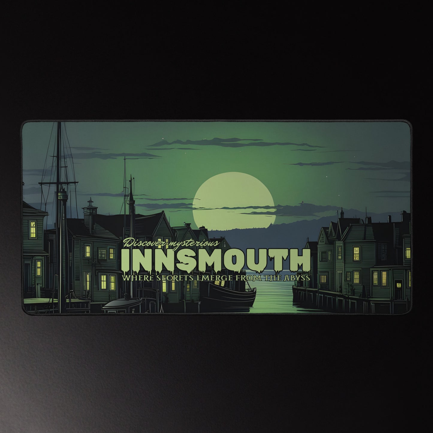 Entdecken Sie die geheimnisvolle Schreibtischunterlage Innsmouth