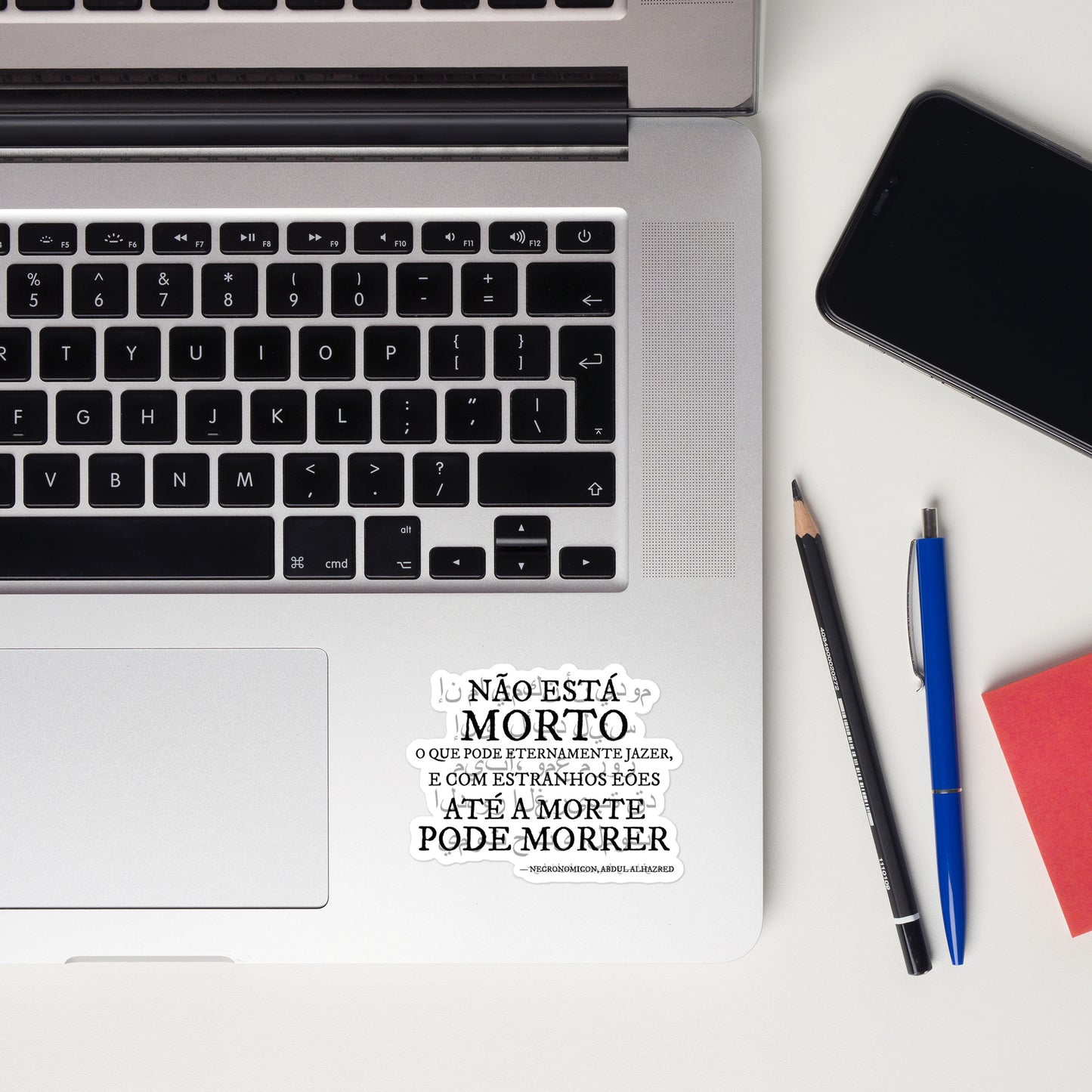 «Não está morto…» – Le verso du Necronomicon en arabe et en portugais Adesivos sem Bolhas